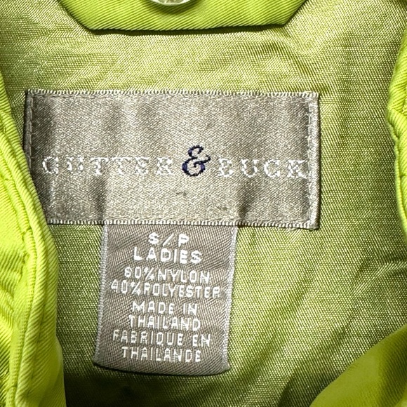 235 - CUTTER & BUCK SIZE SMALL VEST - Picture 10 of 11